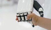 le-mani-robotiche-presto-avranno-il-senso-del-tatto